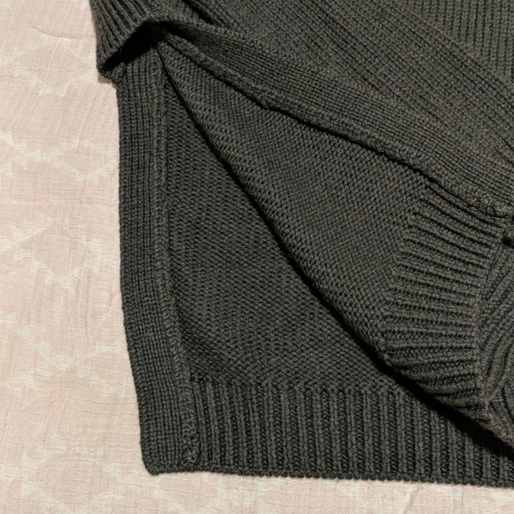 Lululemon Knit sweater - Picture 5 of 8